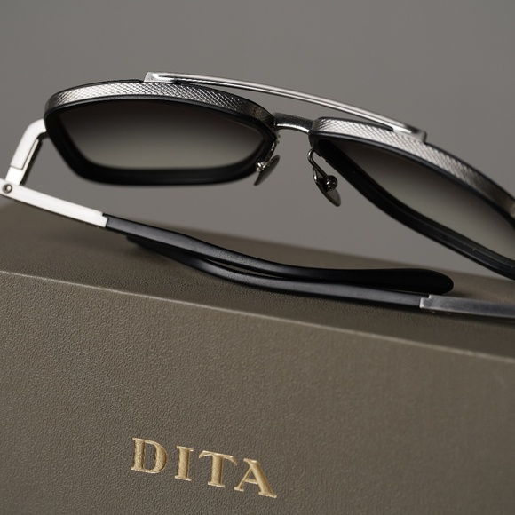 Dita Mach One - Black and Silver - Picture 3 of 9
